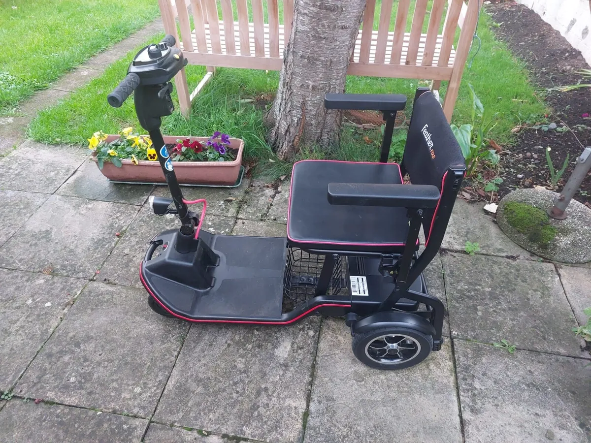 Mobility scooter - Image 1