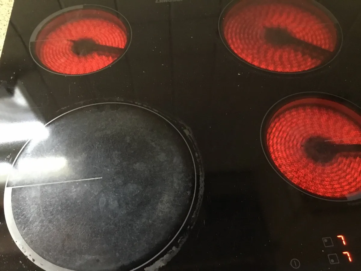 Electric Hob - Image 2