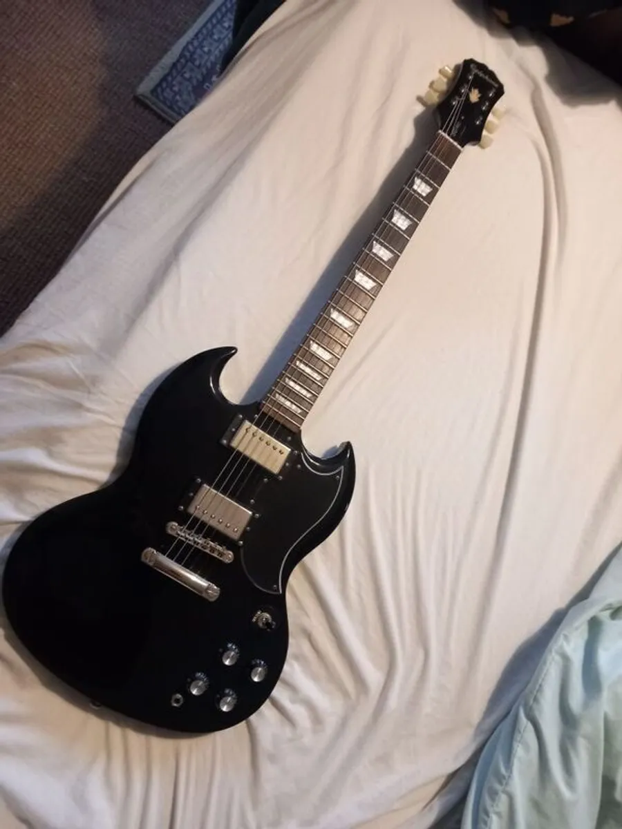 Epiphone SG-Pro 2015 - Image 1
