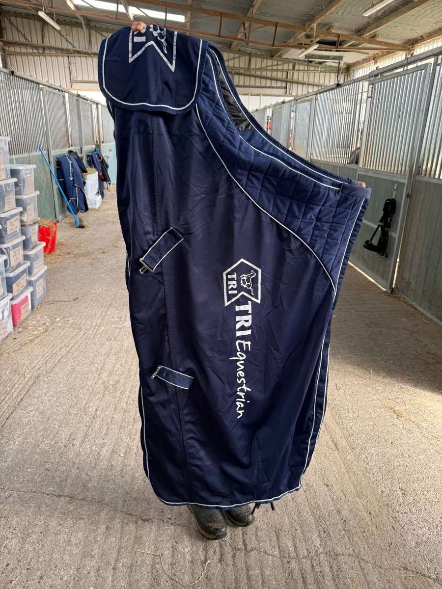 TRI Equestrian, 5’3” sports cooler pony rug - Image 1