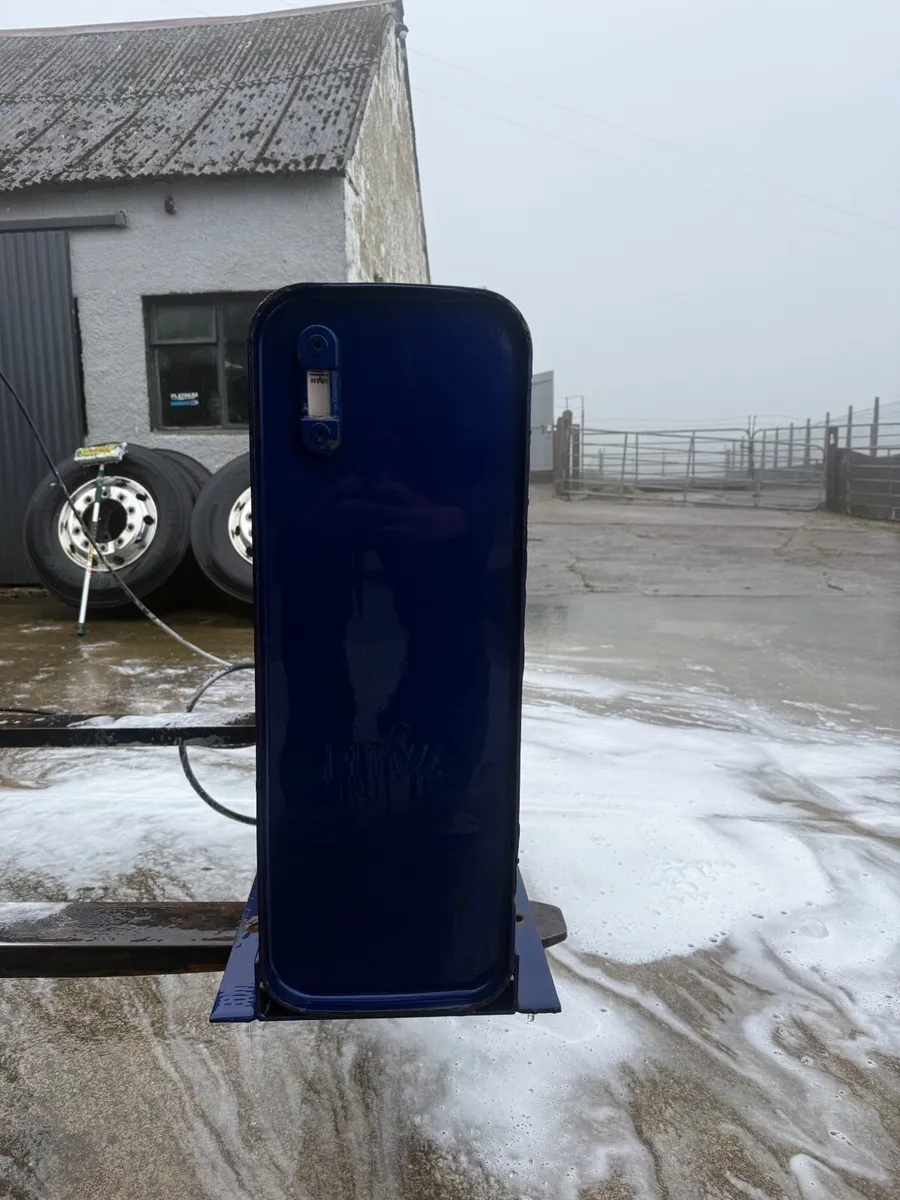 Hydraulic lorry tank - Image 3