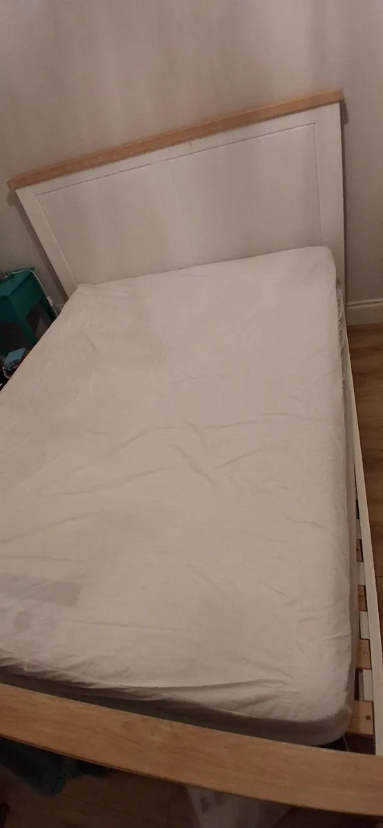 Wooden bed frame (King size) - Image 1