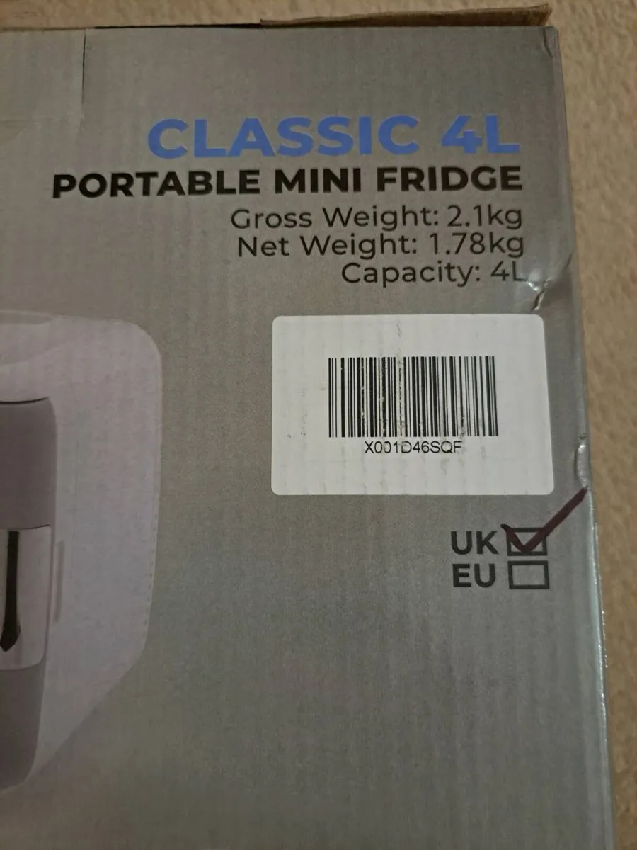 Mini fridge - Image 2