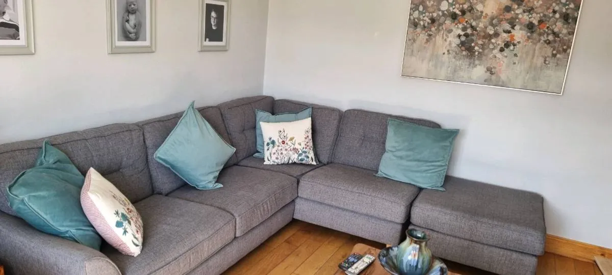 L  Shape Couch Excellent  Condition - Image 1