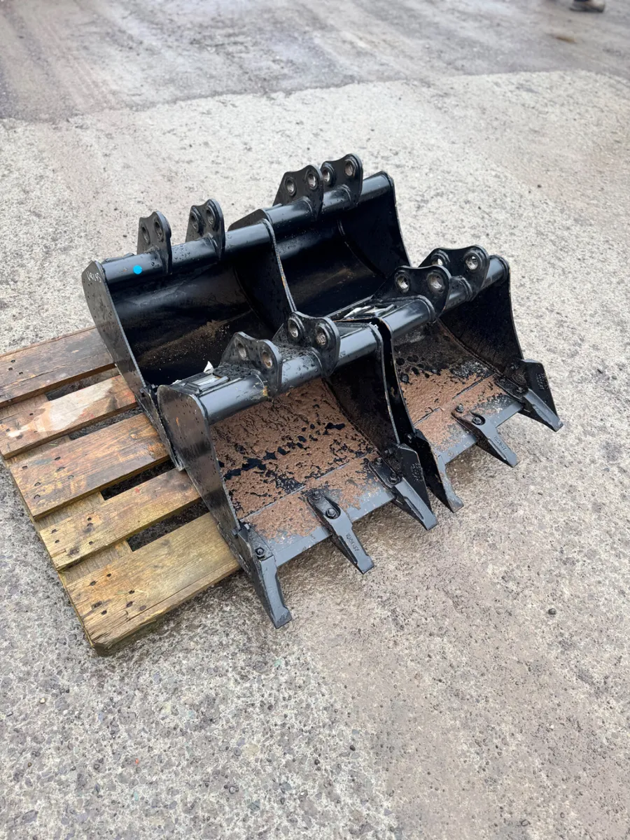 New 17” Yanmar Buckets for 30mm pins - Image 2