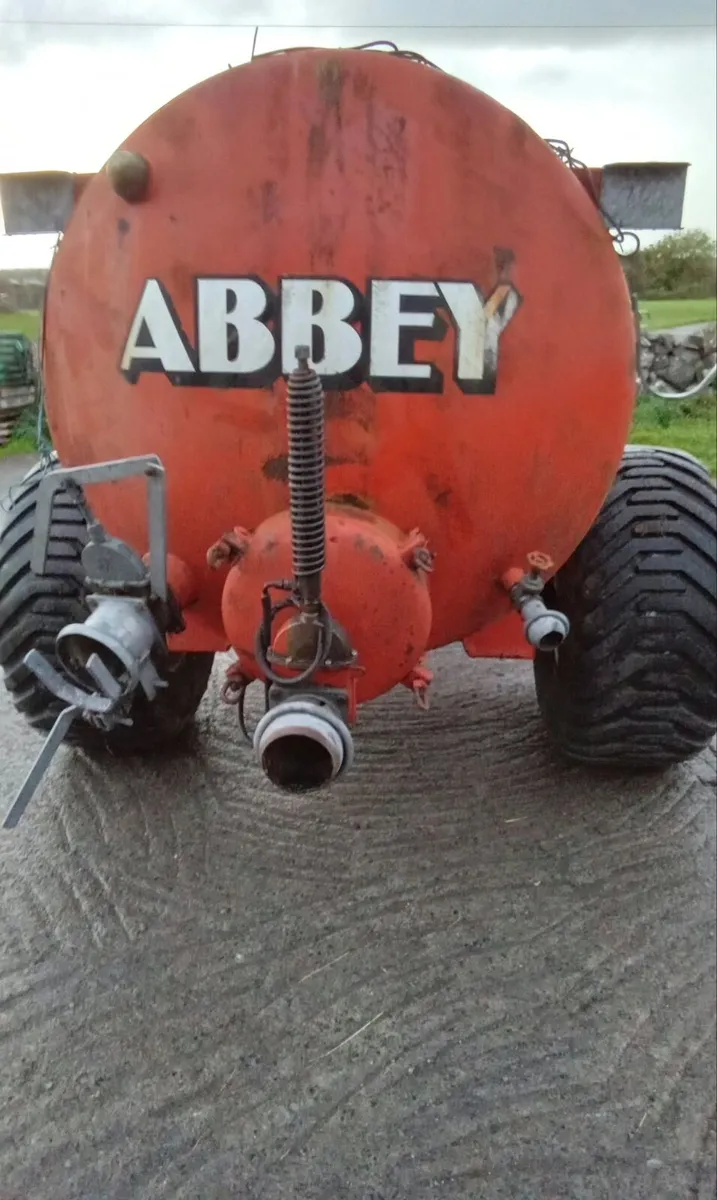 Slurry tanker - Image 1