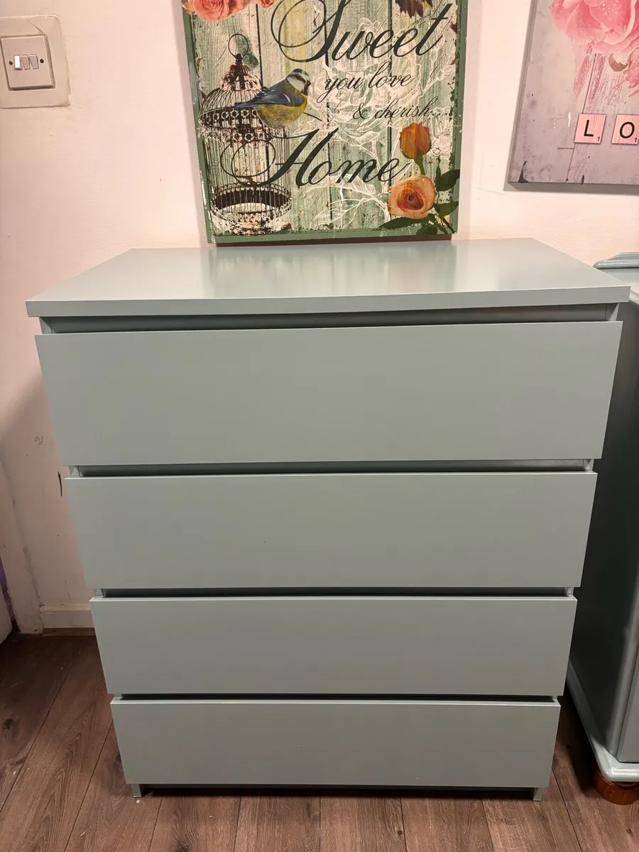 Chest of drawers - Image 2