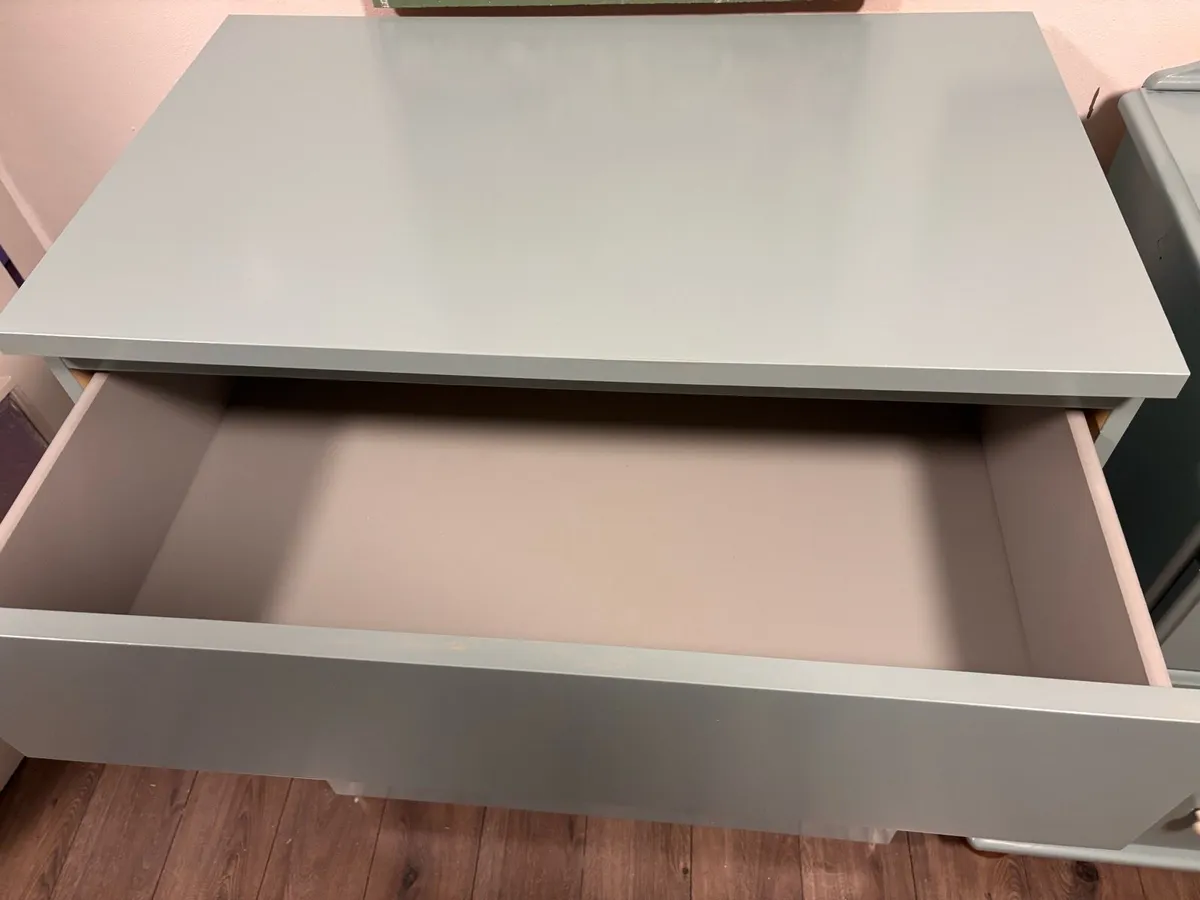 Chest of drawers - Image 3