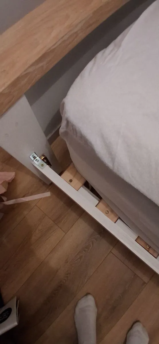 Wooden bed frame (King size) - Image 4