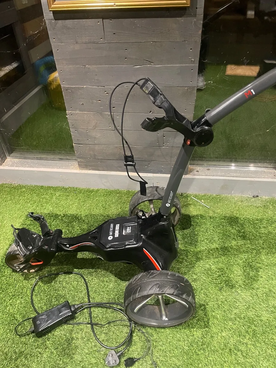 Motocaddy M1 - Image 3