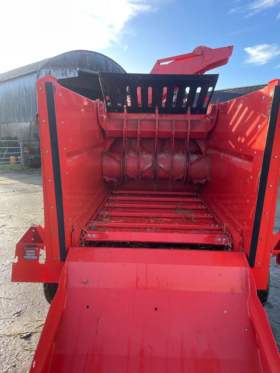 Straw chopper /blower - Image 2