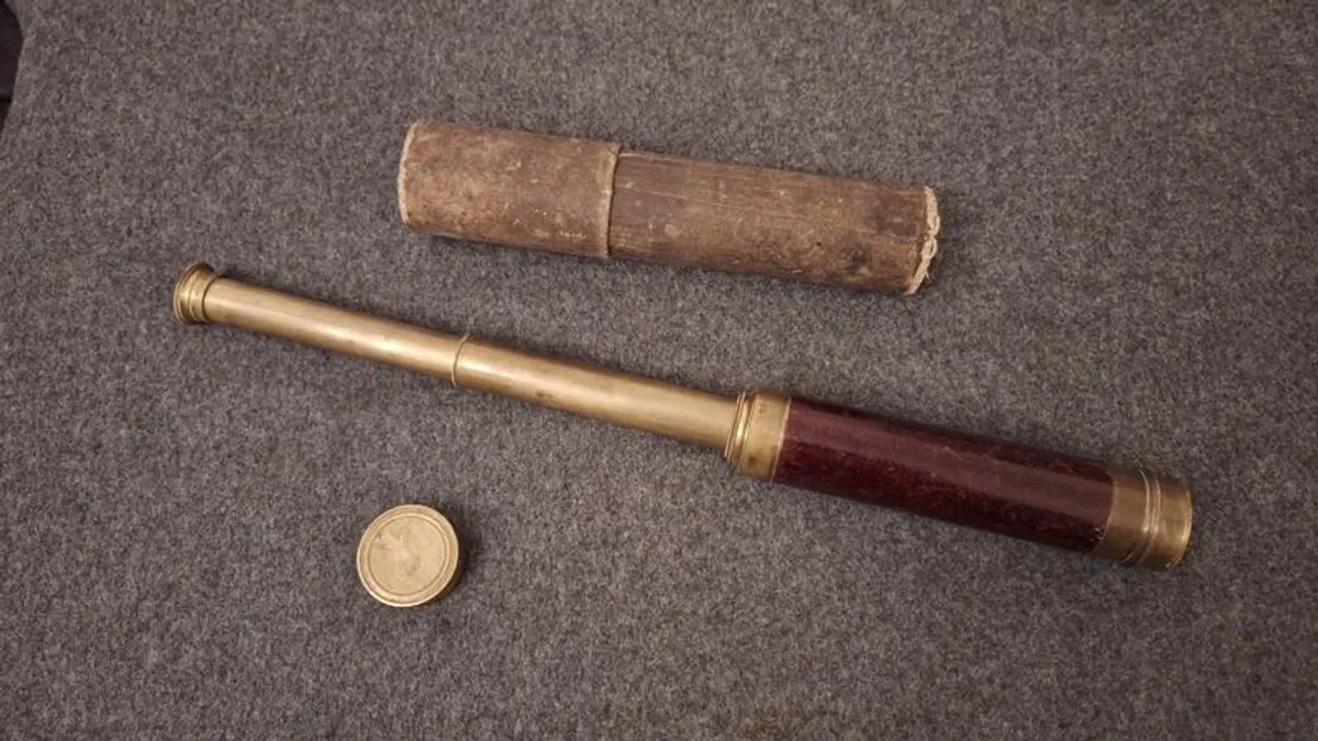 Vintage brass and wood telescope - Image 1