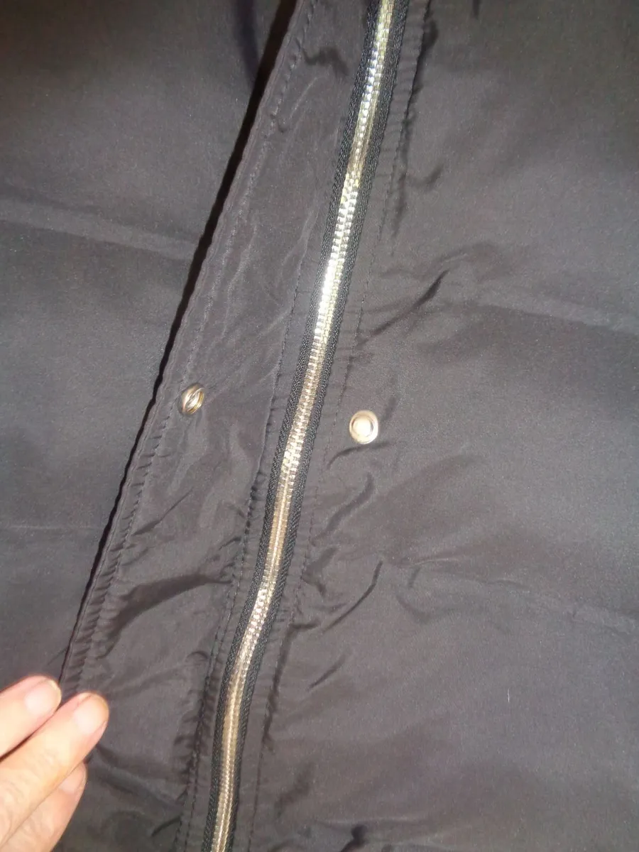 Zara Ladies XS BLack Sleeveless Coat for Sale - Image 4