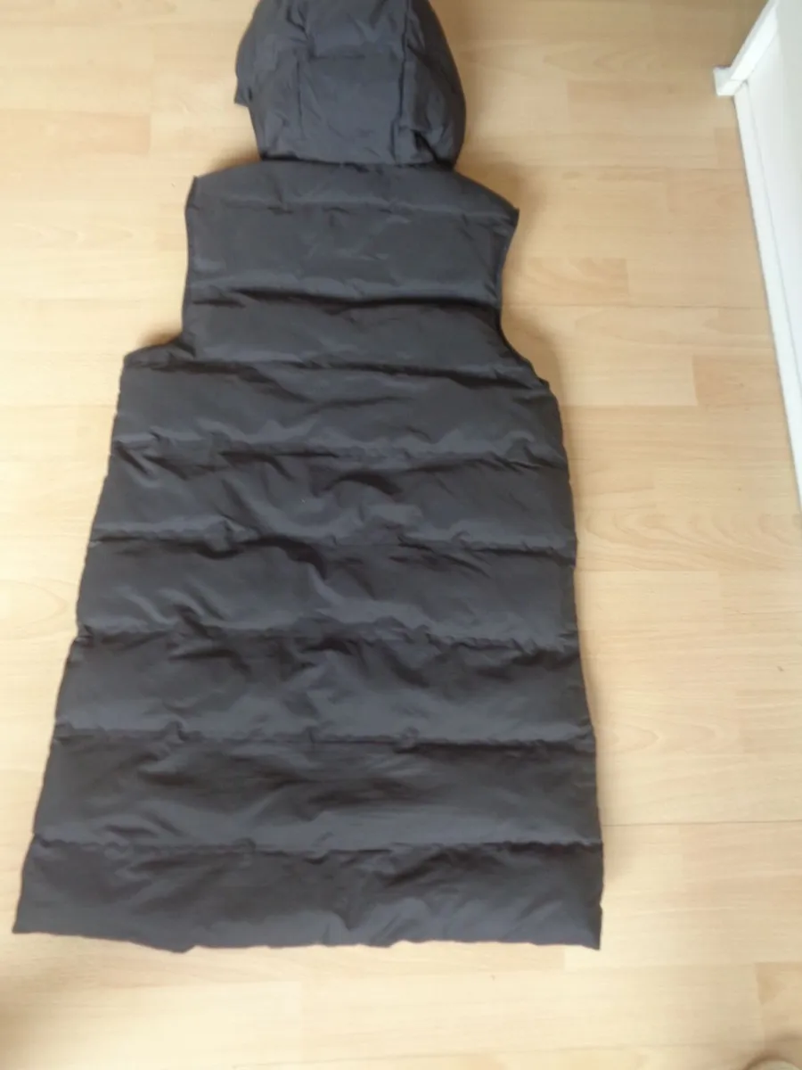 Zara Ladies XS BLack Sleeveless Coat for Sale - Image 3