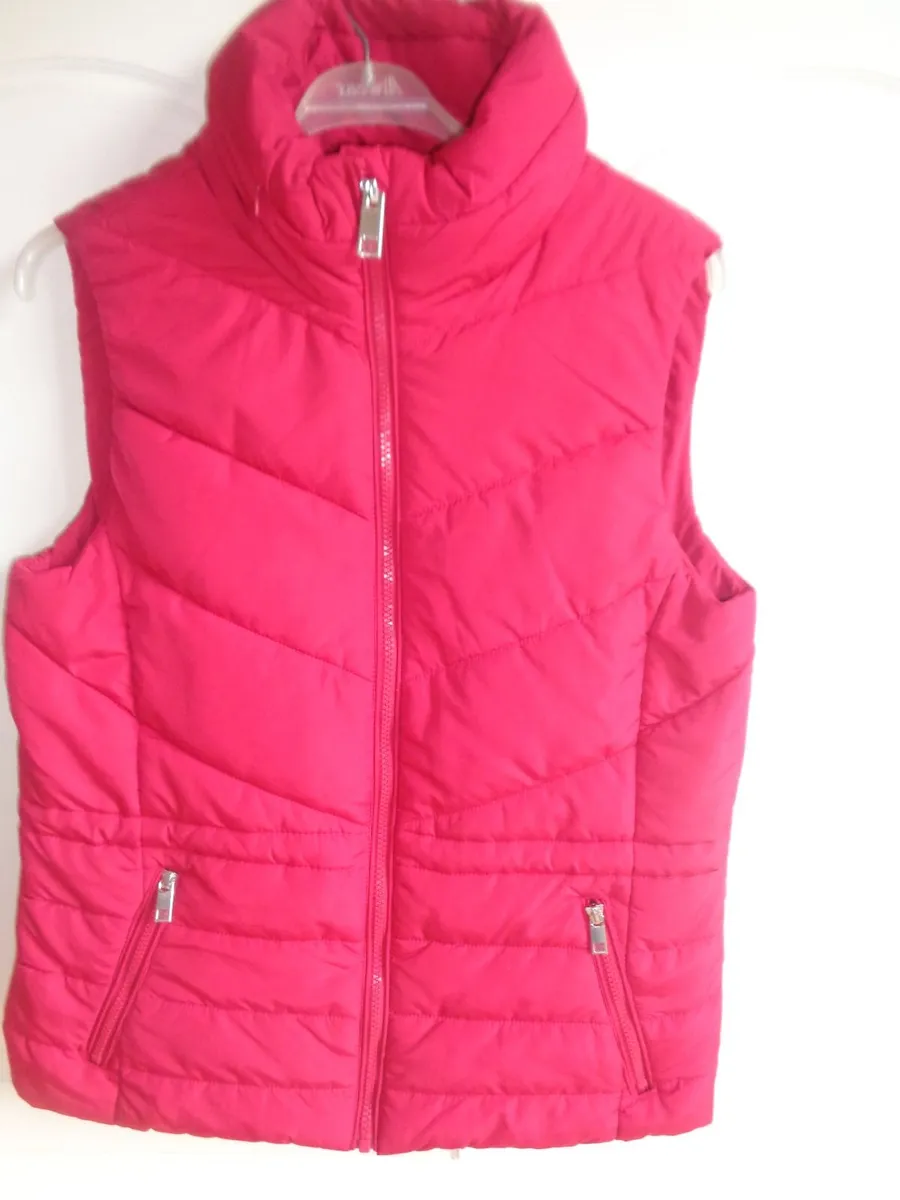 M&S Ladies Puffed Sleeveless Gillet for Sale - Image 4