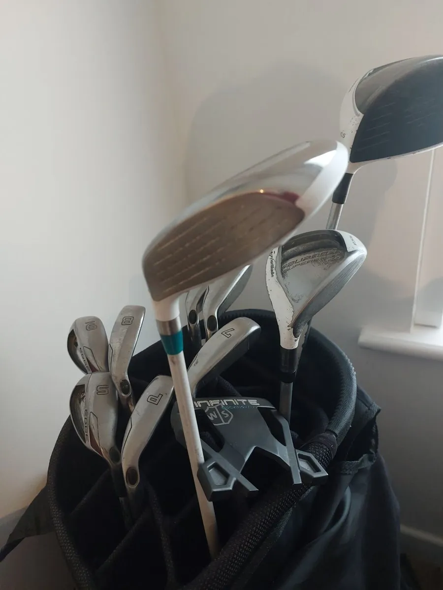 Ladies Callaway graphite golf clubs - Image 1
