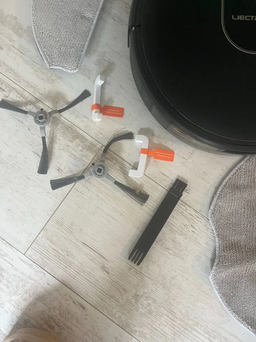 Robot Vacuum cleaner - Image 3