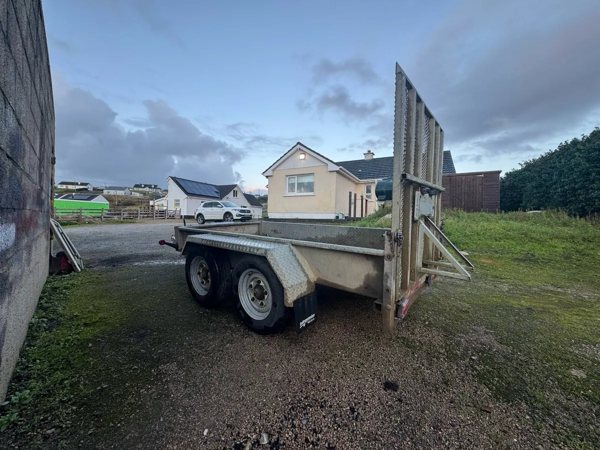 Plant Trailer - Image 1