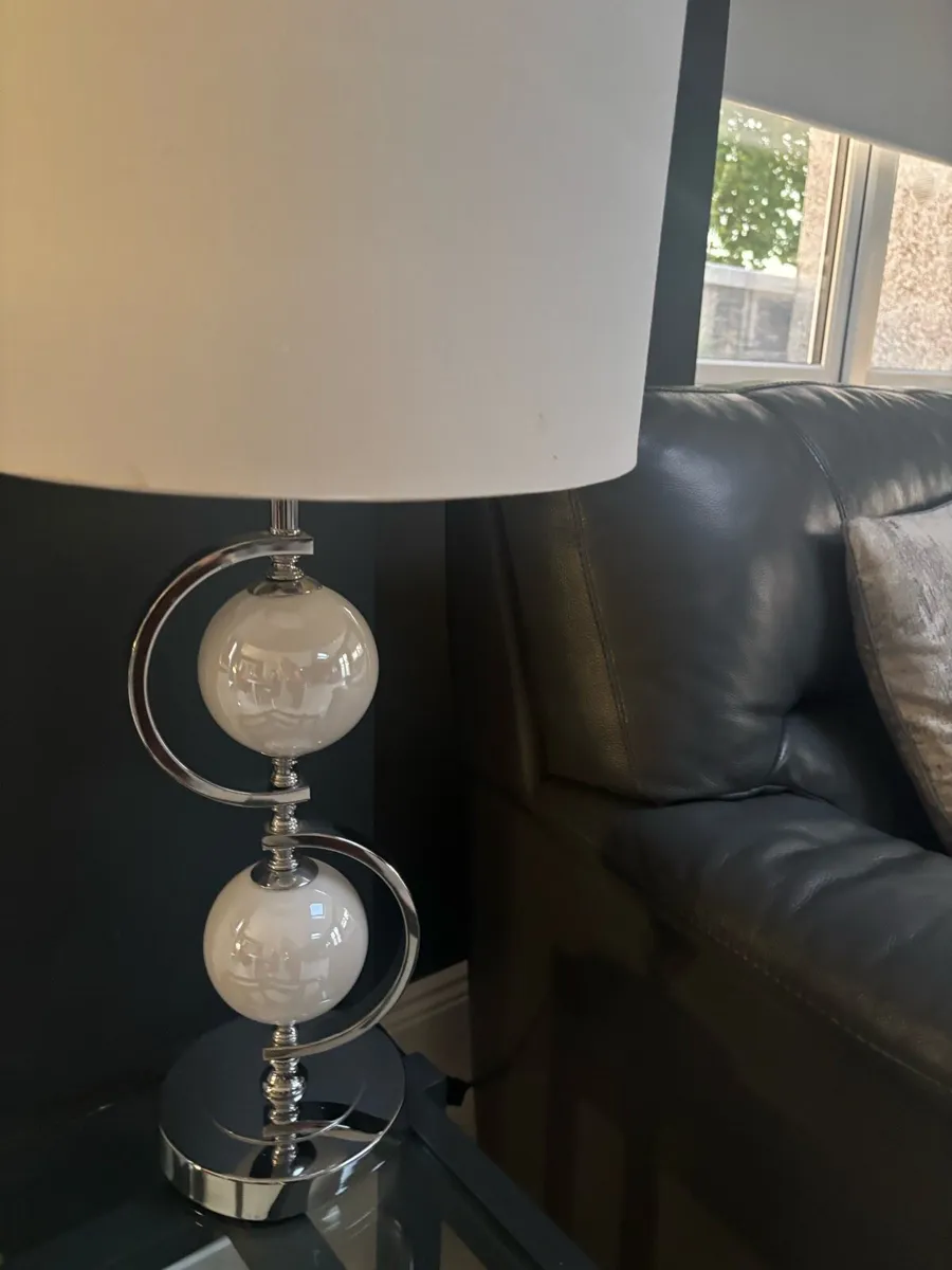 Table Lamp - Image 3
