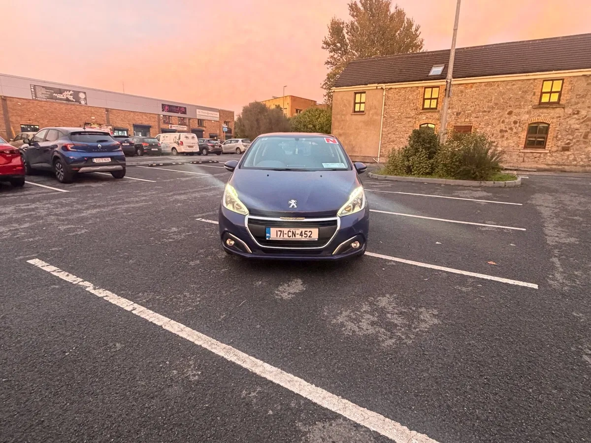 2017 Peugeot 208 1.2p - Image 3