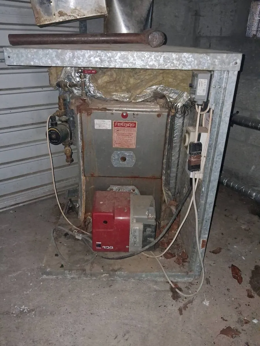 Oil boiler - Image 1