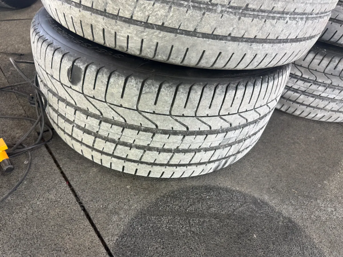 PORSCHE 21 INCH GENUINE 5x130 ALLOYS AND TYRES - Image 3