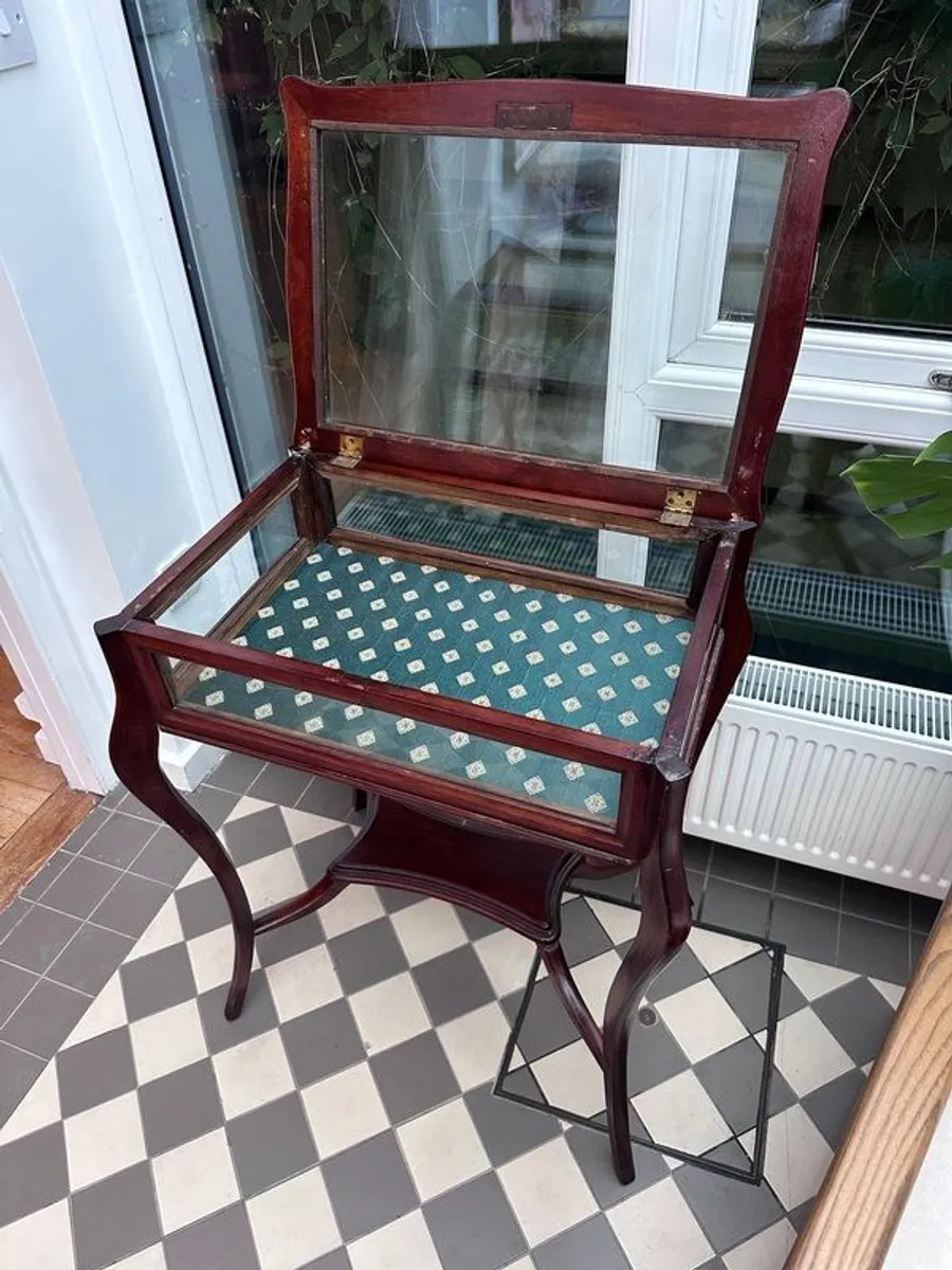 Antique vitrine table - Image 3