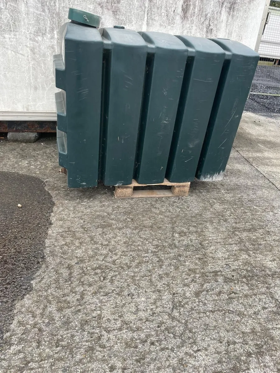 Oil Tank 900 Litres - Image 2