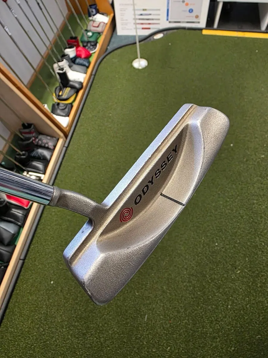 Odyssey Dual Force Putter - Image 2