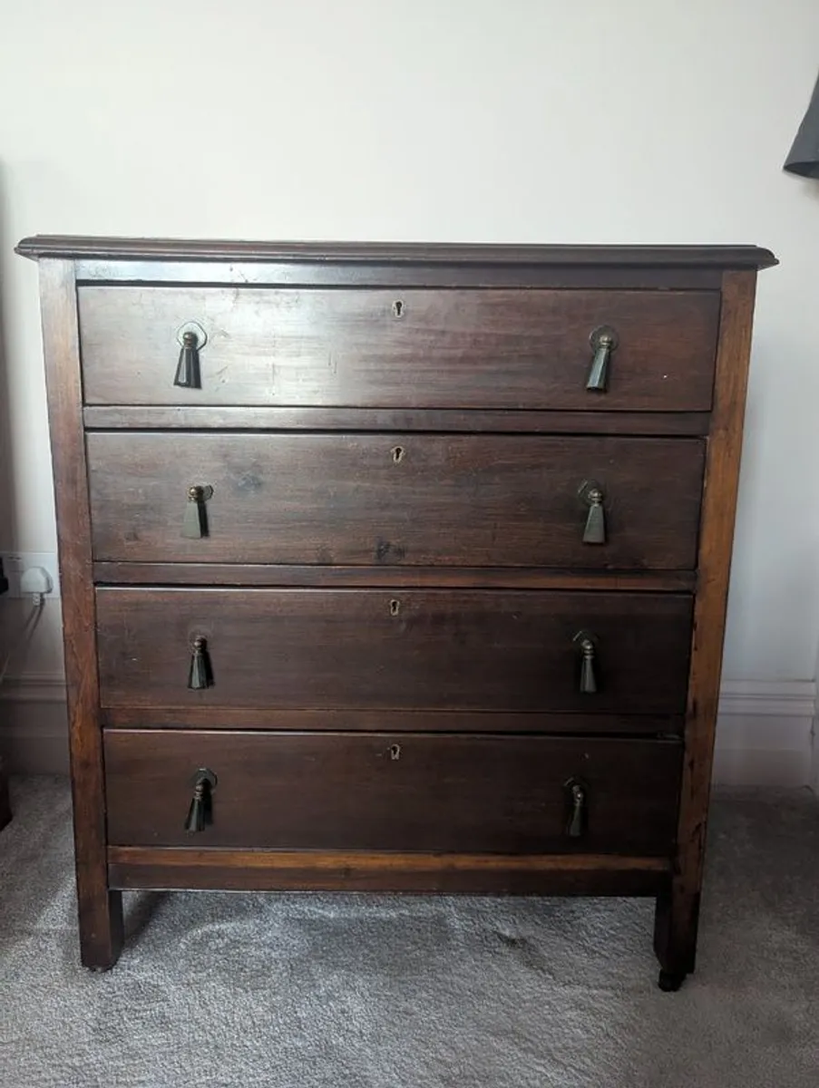 Antique Mahogany Chest of Drawers - Image 1