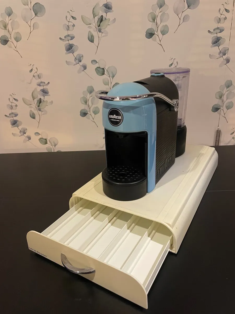 Coffee Machine - Image 3