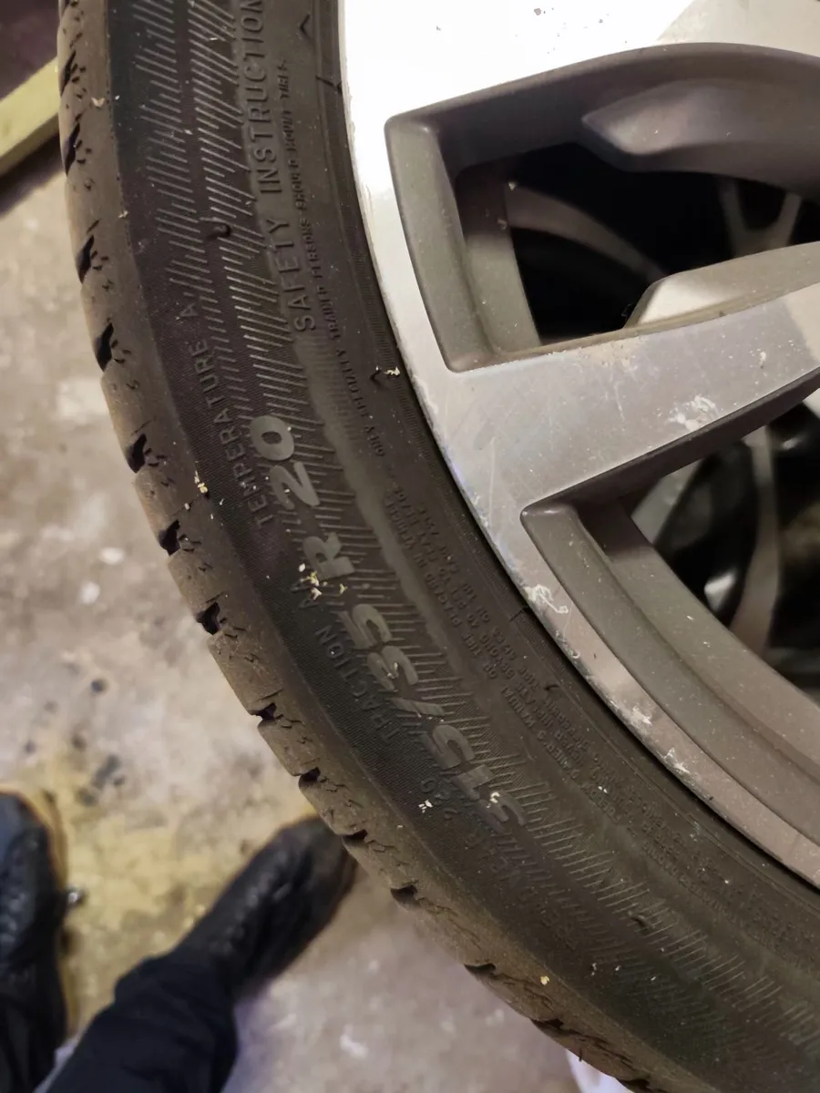 20" BMW M-Sport Double Spoke Wheels - Image 3