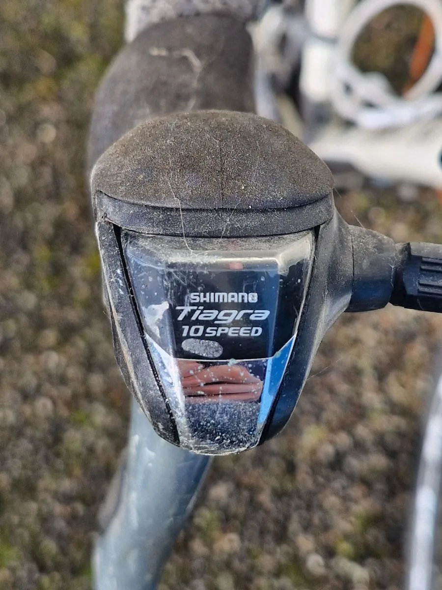 Lapierre Road Bike - Image 4