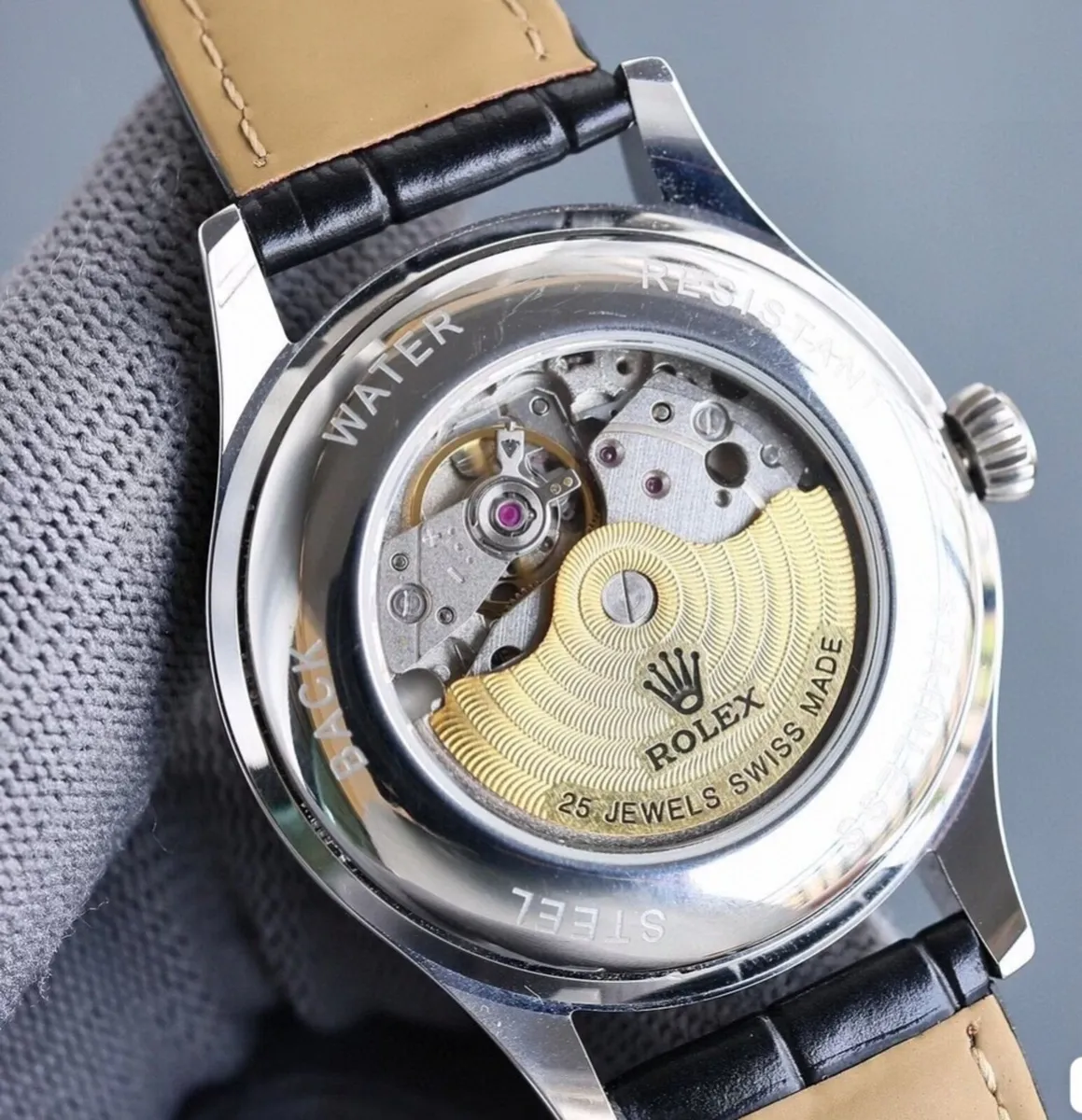 Rolex Cellini Men’s Mechanical Watch – In Near-New - Image 4
