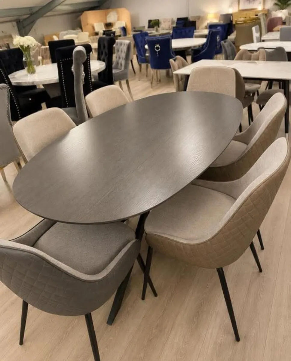 New Kitchen Dining Tables With Chairs - Image 1
