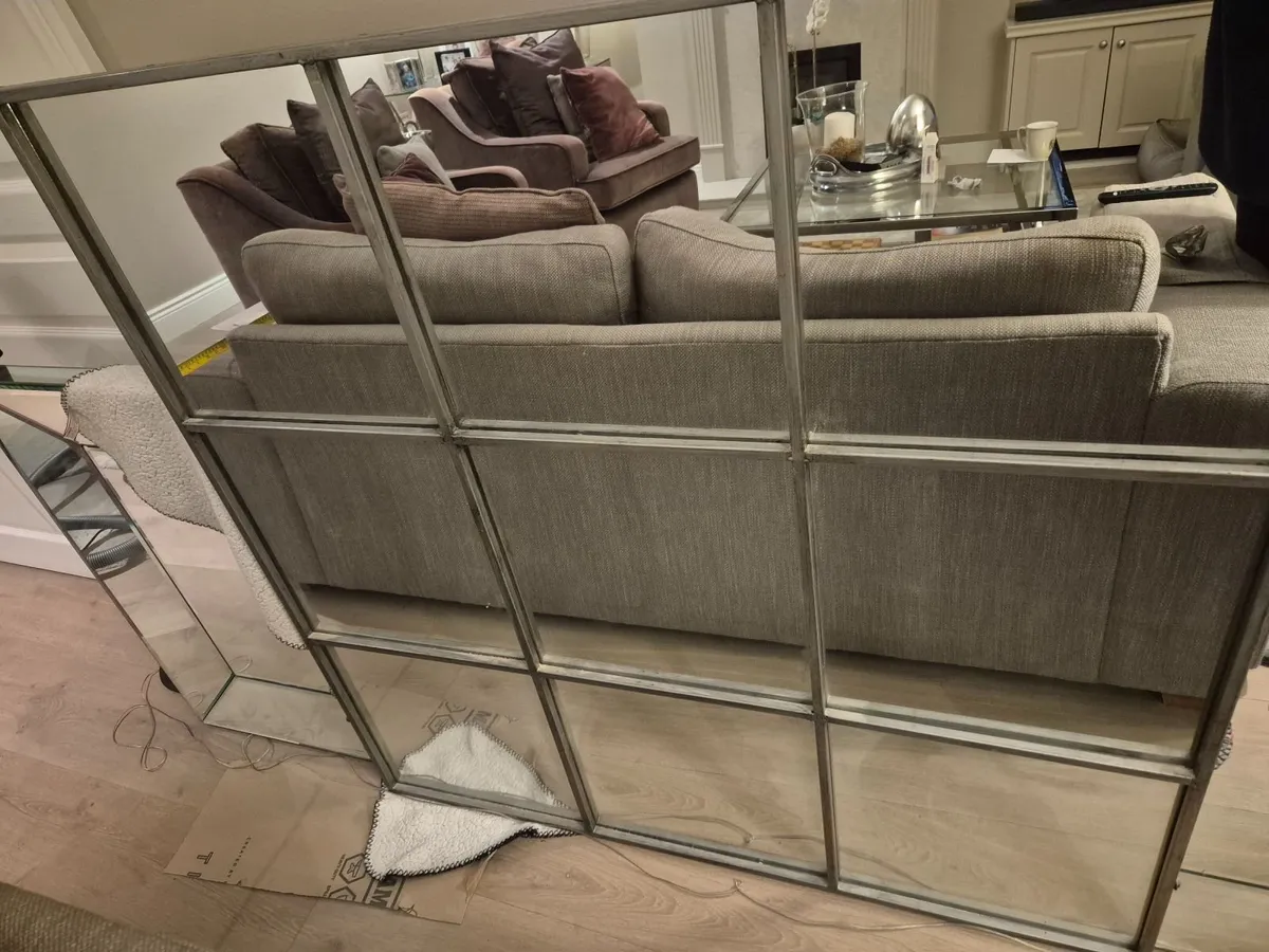 Mirror - Image 2