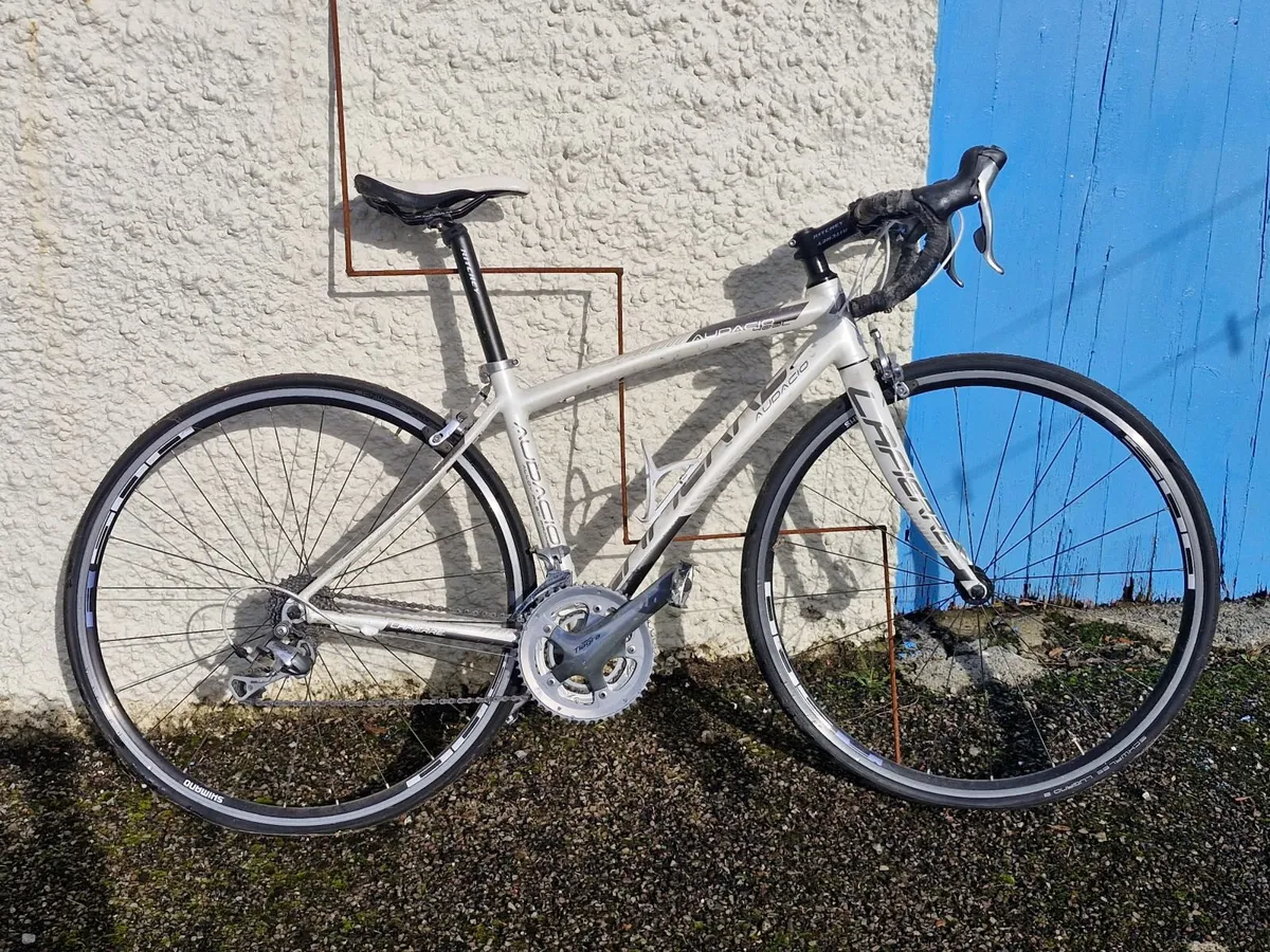 Lapierre Road Bike - Image 1