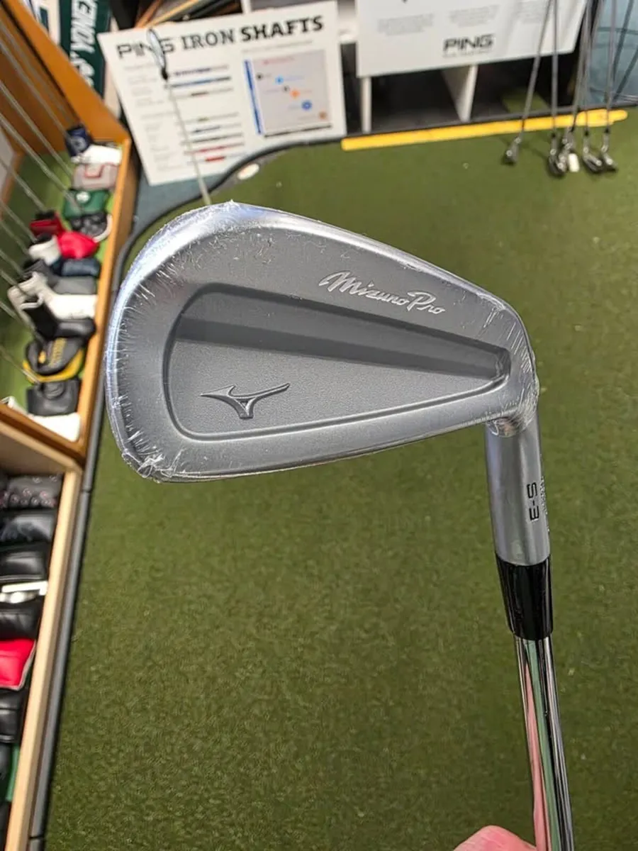 New Mizuno Pro S1 / S3 Forged Combo Set - Image 2