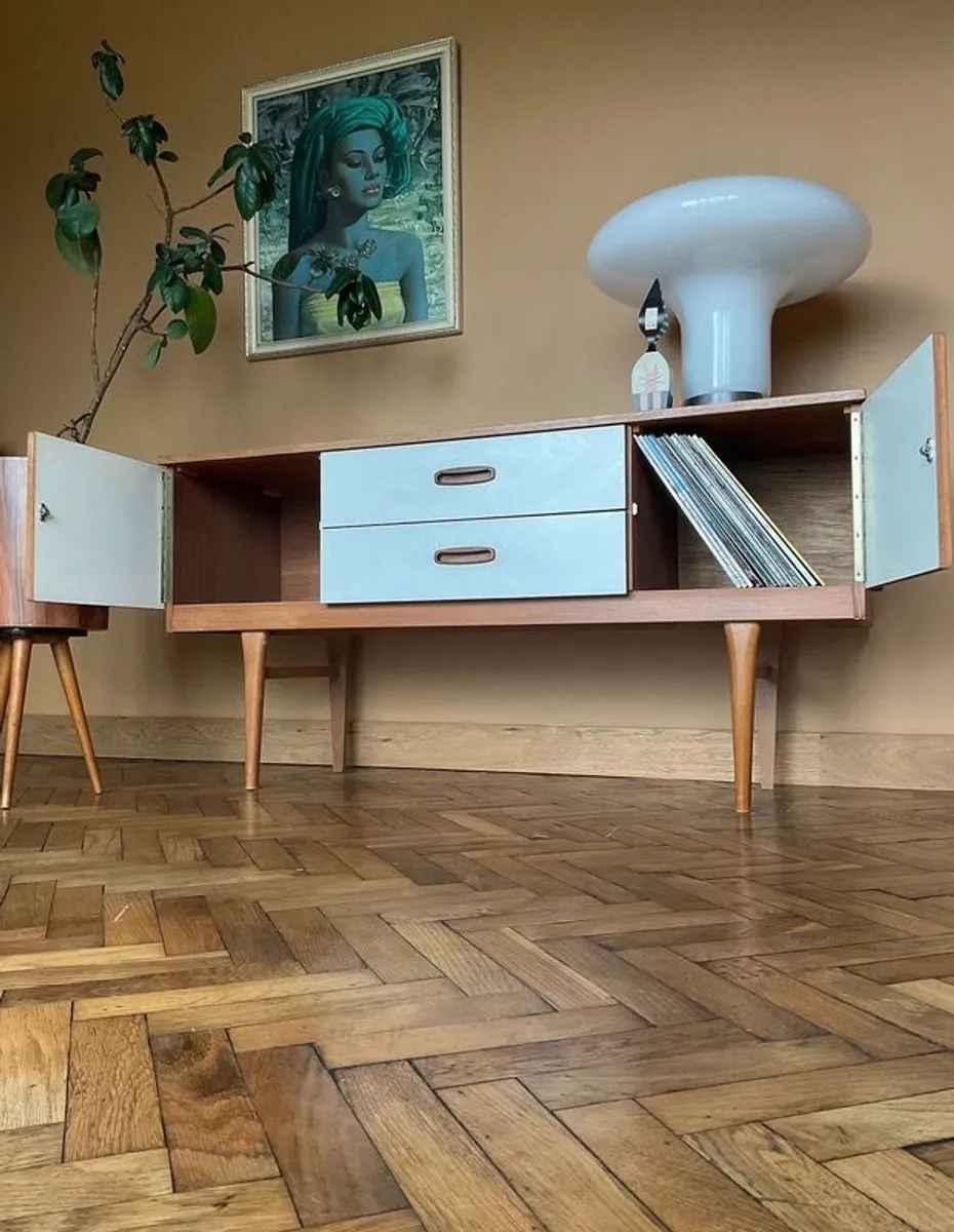 Mid century teak sideboard - Image 3