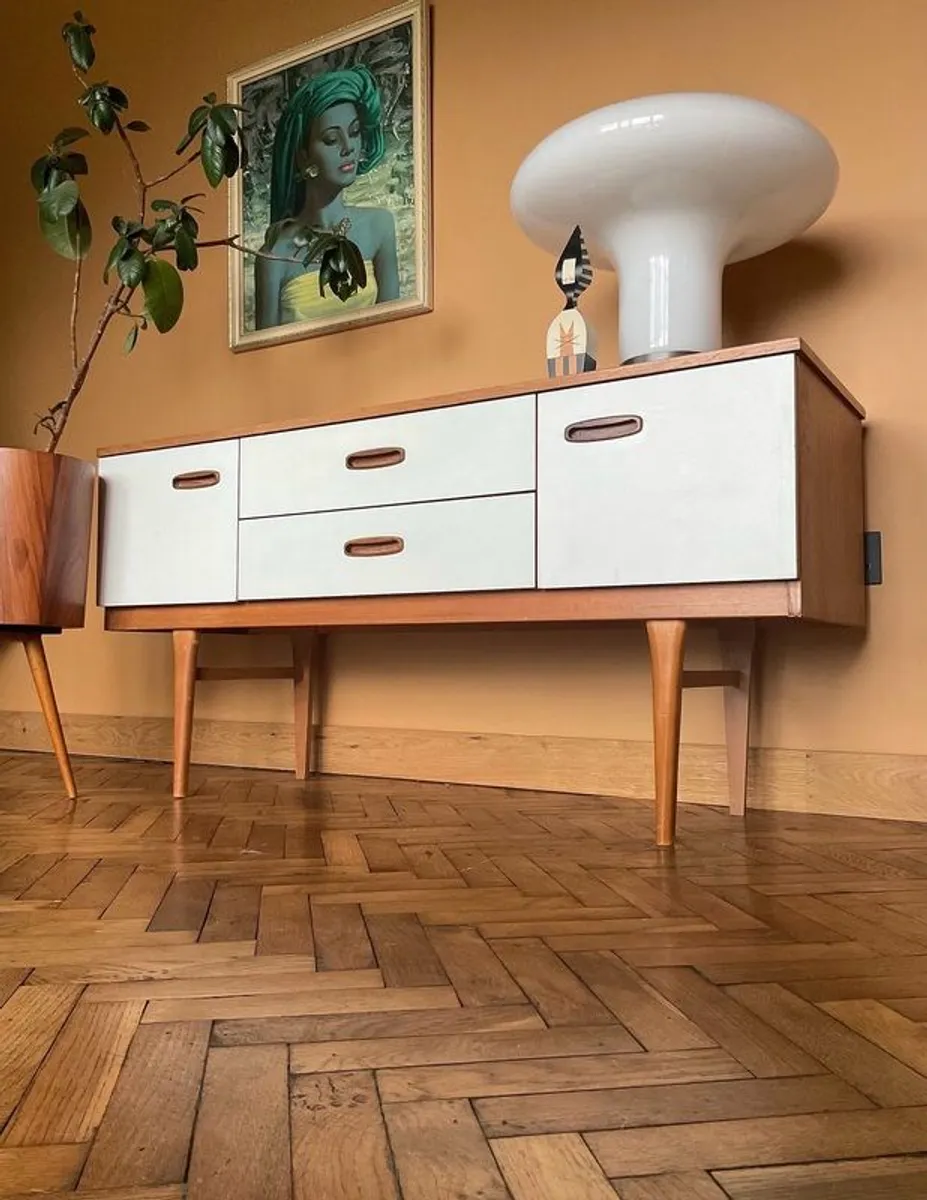 Mid century teak sideboard - Image 1