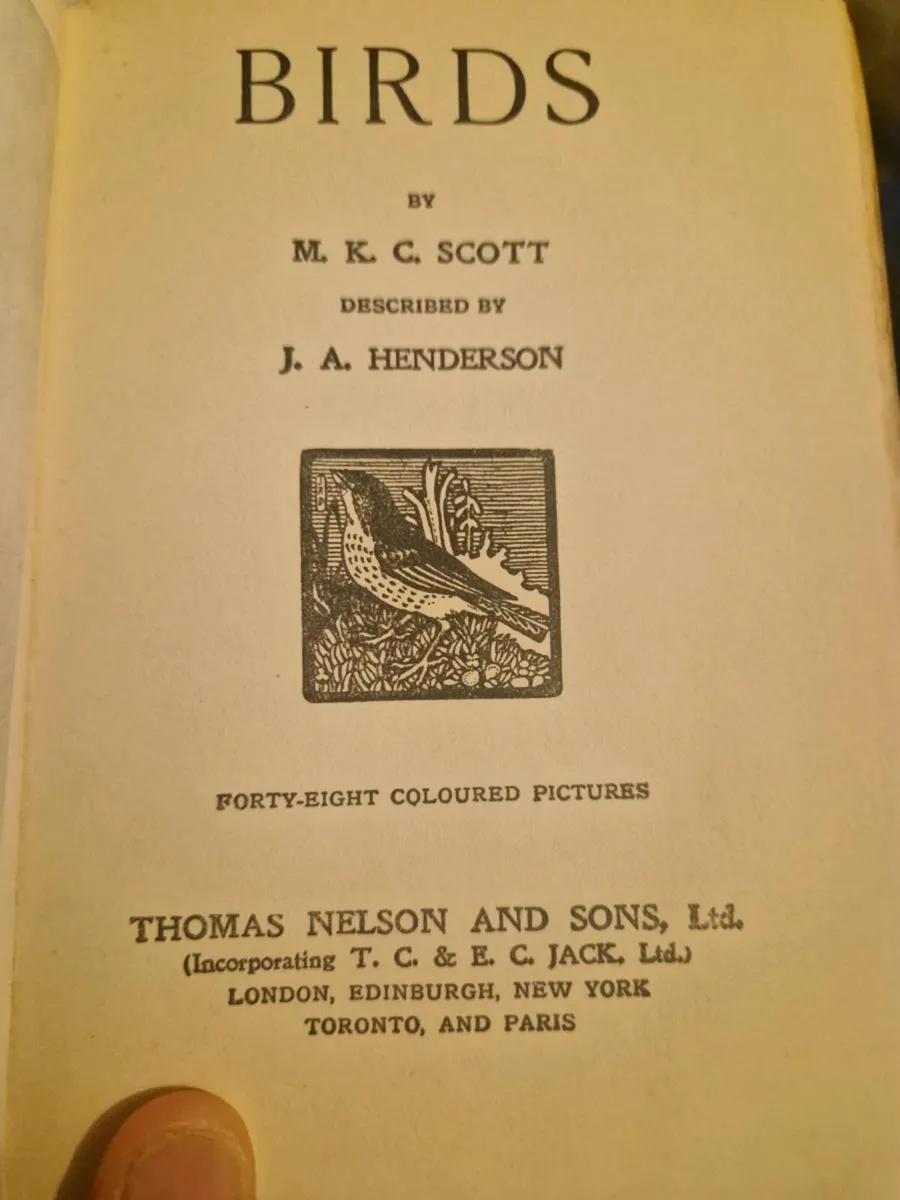 Bird books and pin okulars - Image 2