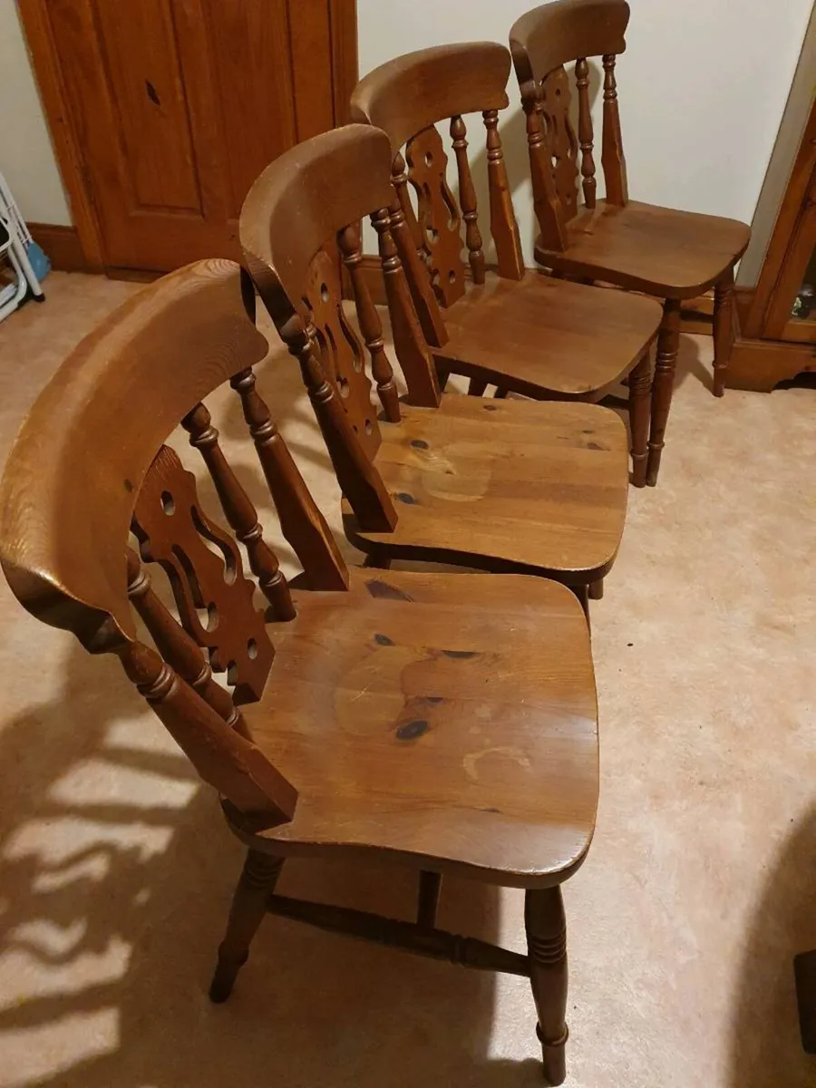 Solid Pine Expandable Table & 4 Chairs - Image 4