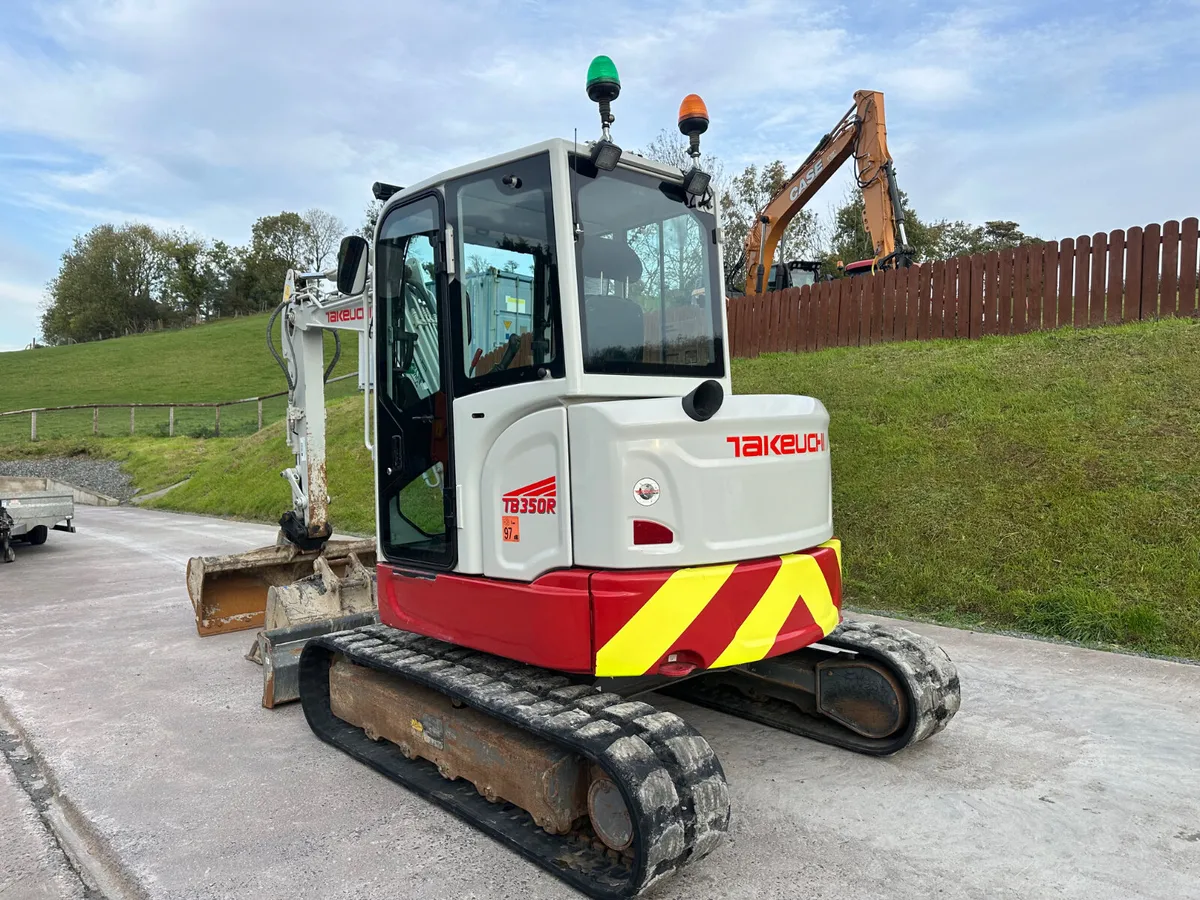 Excavator - Image 2
