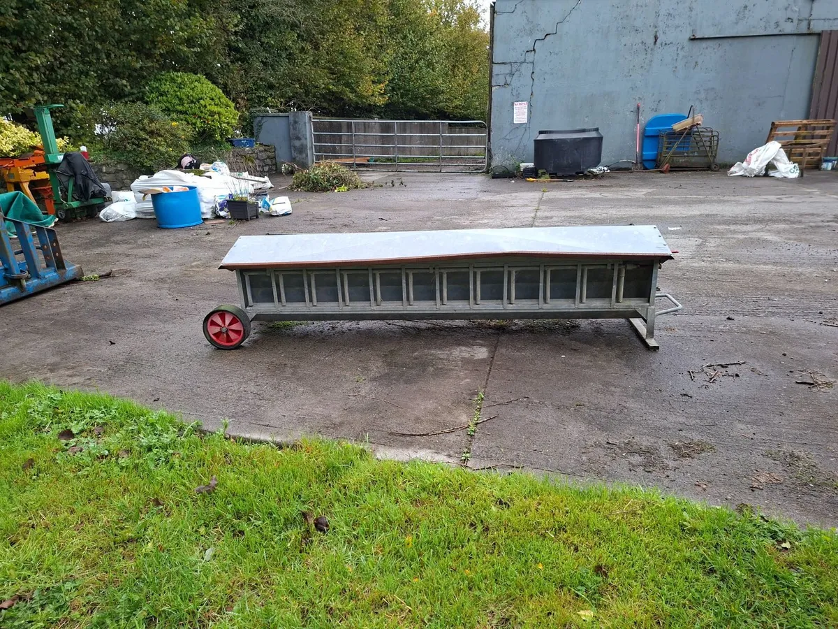 Lamb creep feeder - Image 2