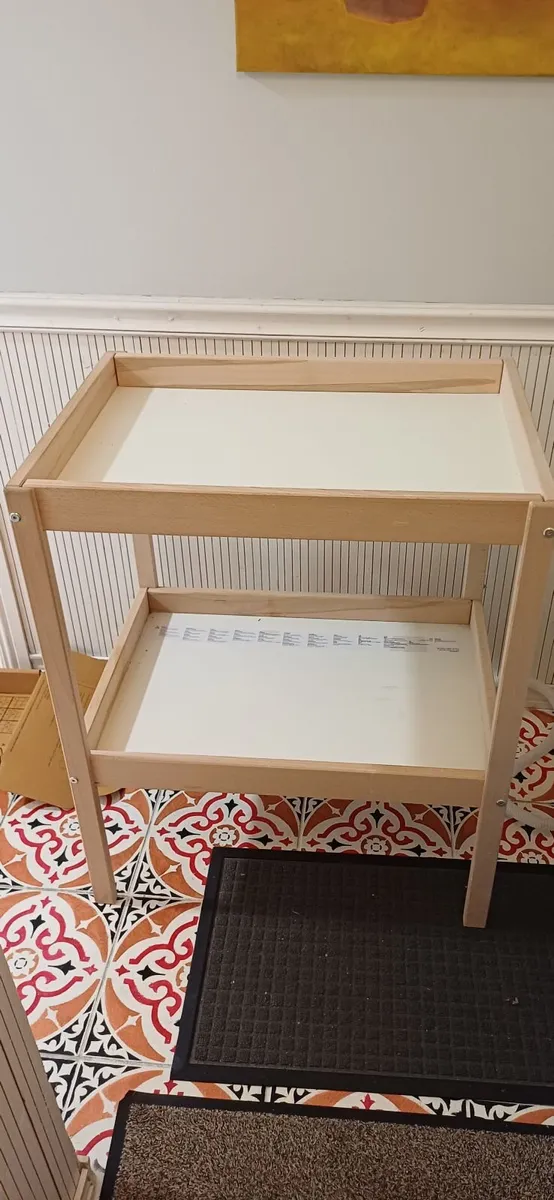Babies changing table and travel cot - Image 3