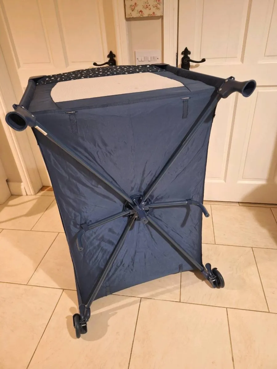 Mothercare Folding Travel Cot With Carry Bag - Image 3
