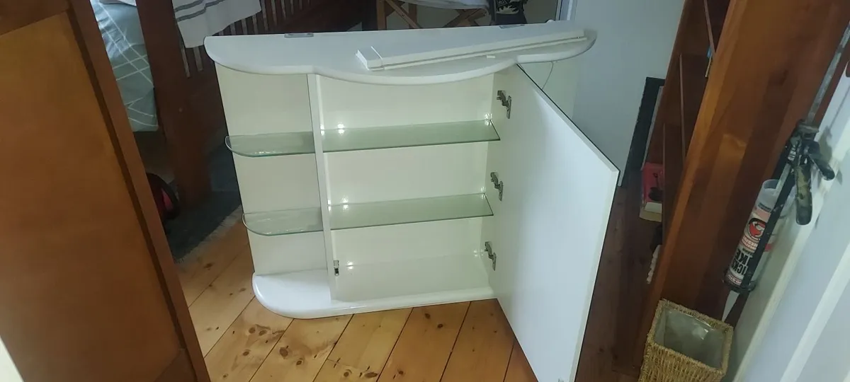 BATHROOM MIRROR CABINET - Image 3
