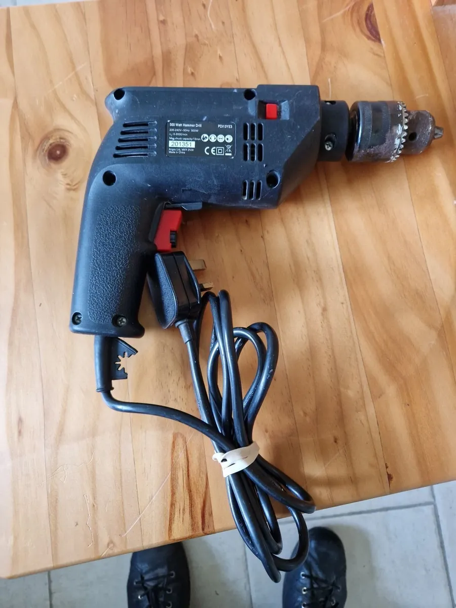 500 Watt Hammer Drill, PDI13YE3 Excellent Conditio - Image 1