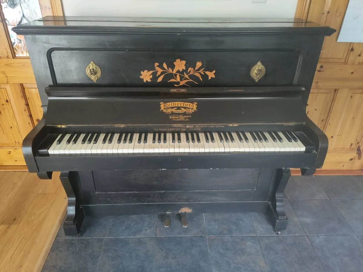 Piano - Image 1
