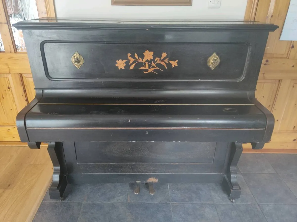 Piano - Image 3